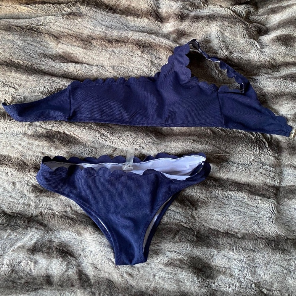 Navy Blue One Shoulder Scalloped Bikini
